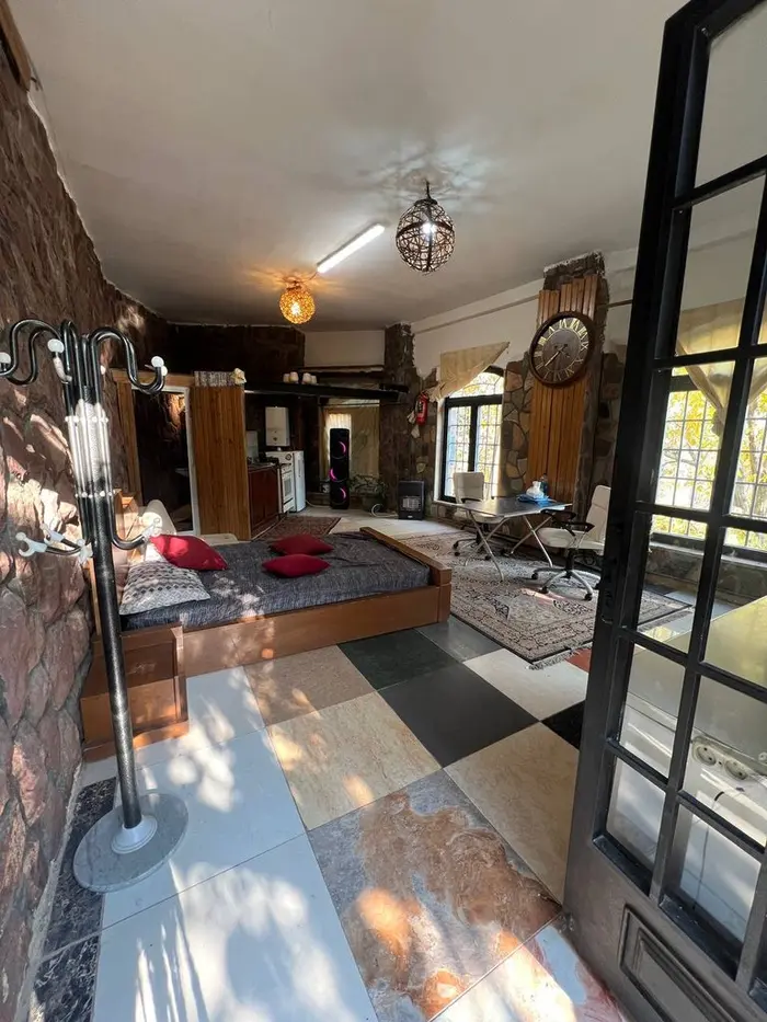 سوئیت فلت آبشار کلوگان