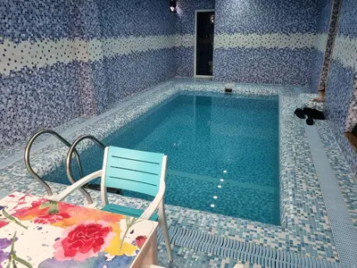 کلبه سه خوابه سوئیسی استخردار آبگرم وولی تو