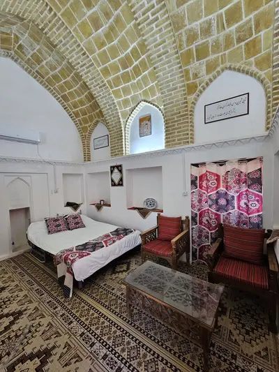 بومگردی عمارت حاکم - واحد شیرین و فرهاد