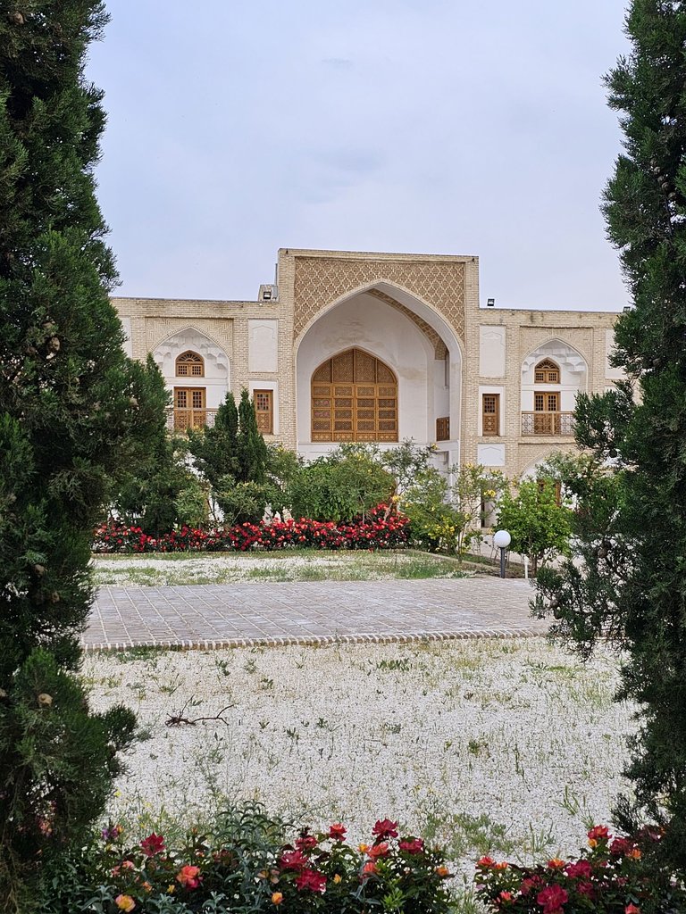 عمارت حاکم - واحد شیرین و فرهاد