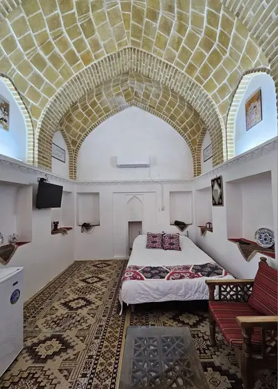 بومگردی عمارت حاکم - واحد شیرین و فرهاد