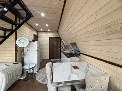 کلبه دوخوابه سوئیسی دوبلکس کامی