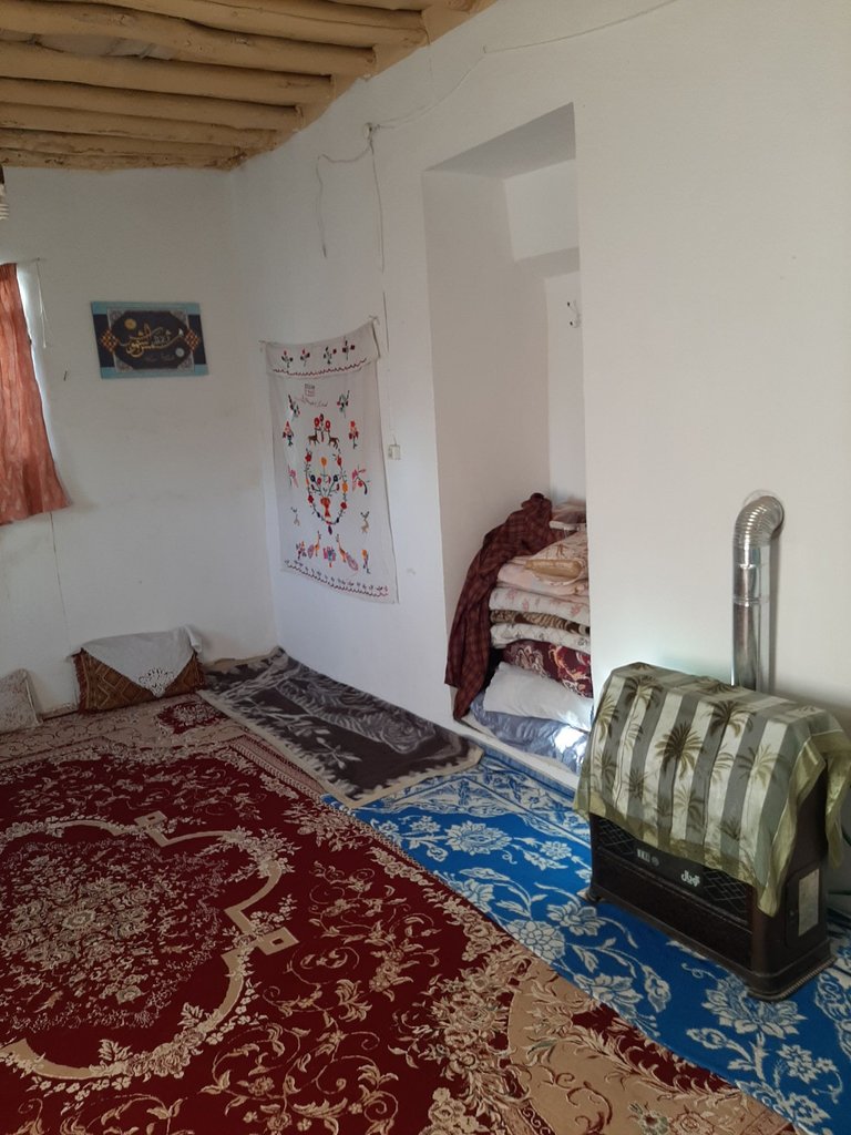 حاج عطا - واحد شقایق