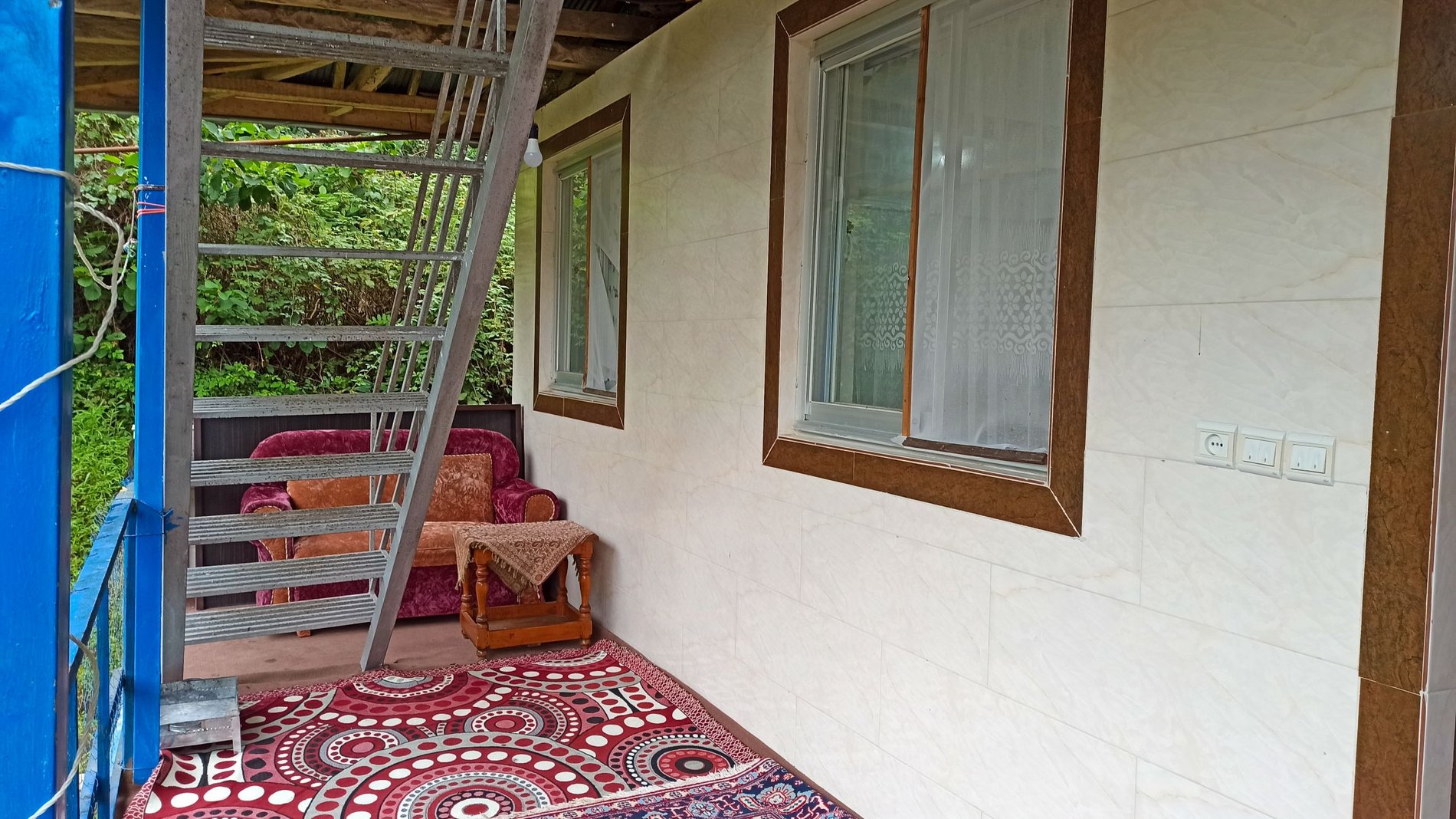 دوخوابه جنگلی کورش 1