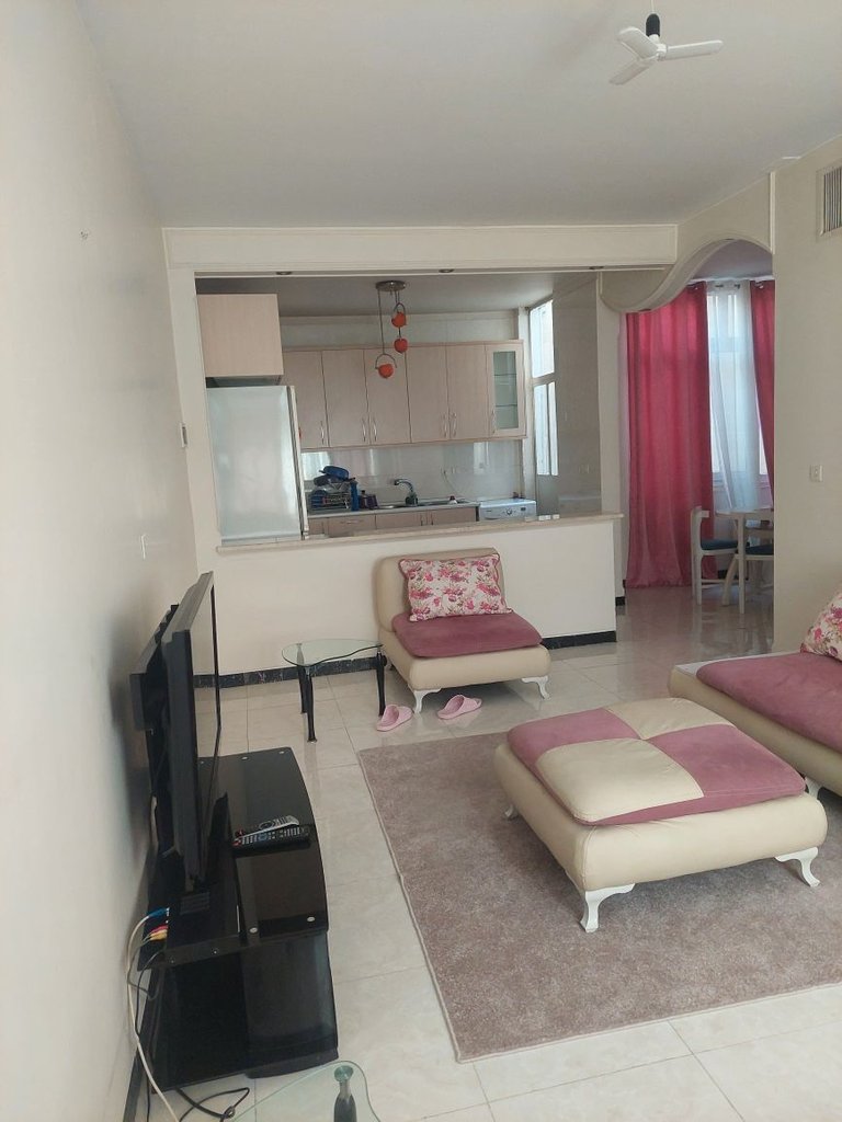 آپارتمان یک خوابه رنگین کمان 2 هفت حوض