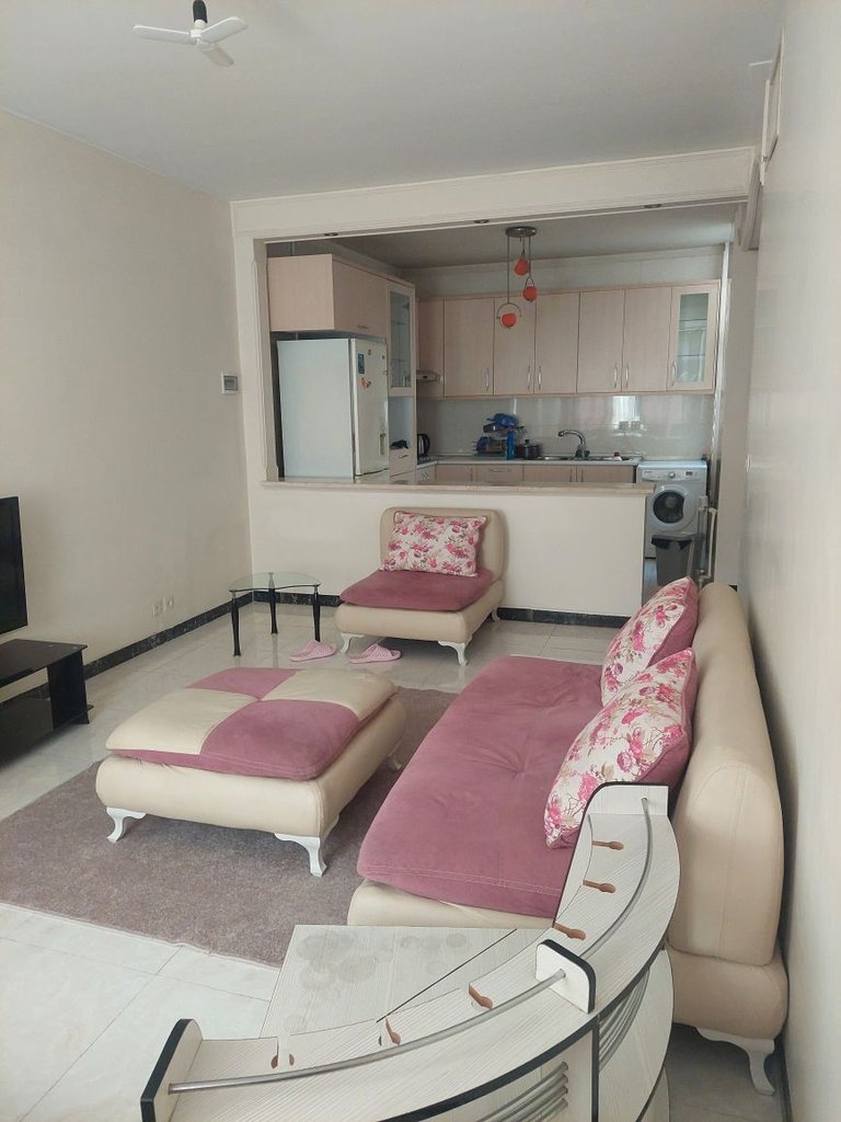 آپارتمان یک خوابه رنگین کمان 2 هفت حوض