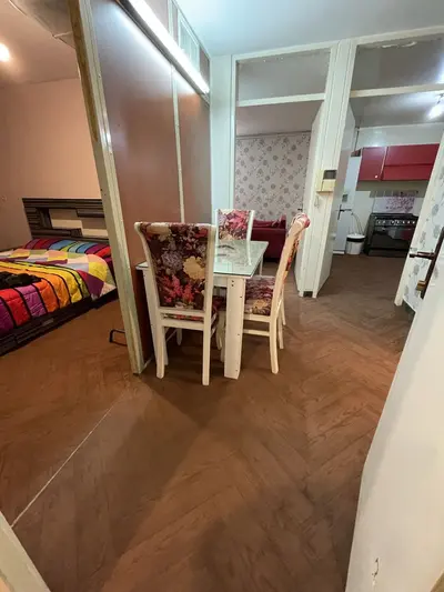 آپارتمان یک خوابه رنگین کمان 1 هفت‌ حوض