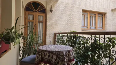 آپارتمان یک خوابه پنج دری واحد 1