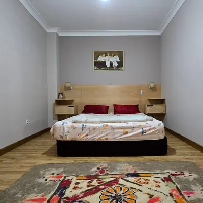 آپارتمان یک خوابه پنج دری واحد 1