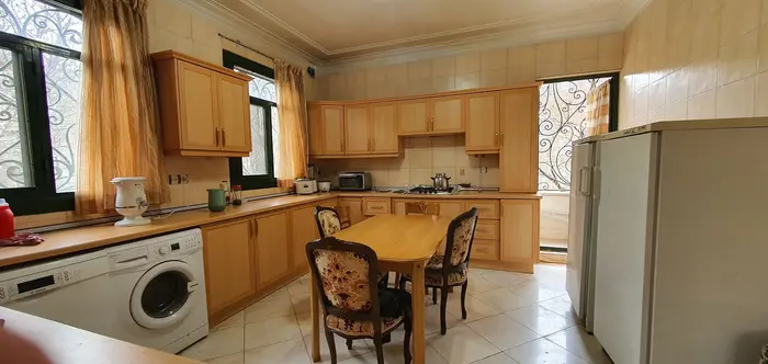 پنج خوابه تریپلکس استخردار آبگرم چنارستان - اشپز خانه