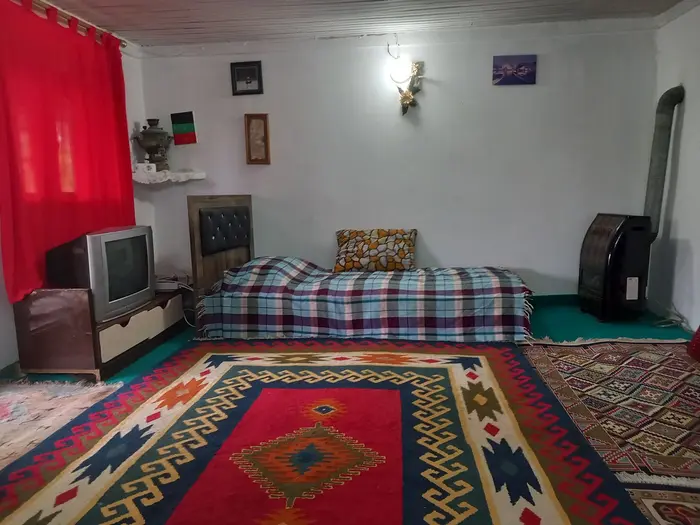 کلبه دوخوابه باغ ممتاز - اتاق خواب  