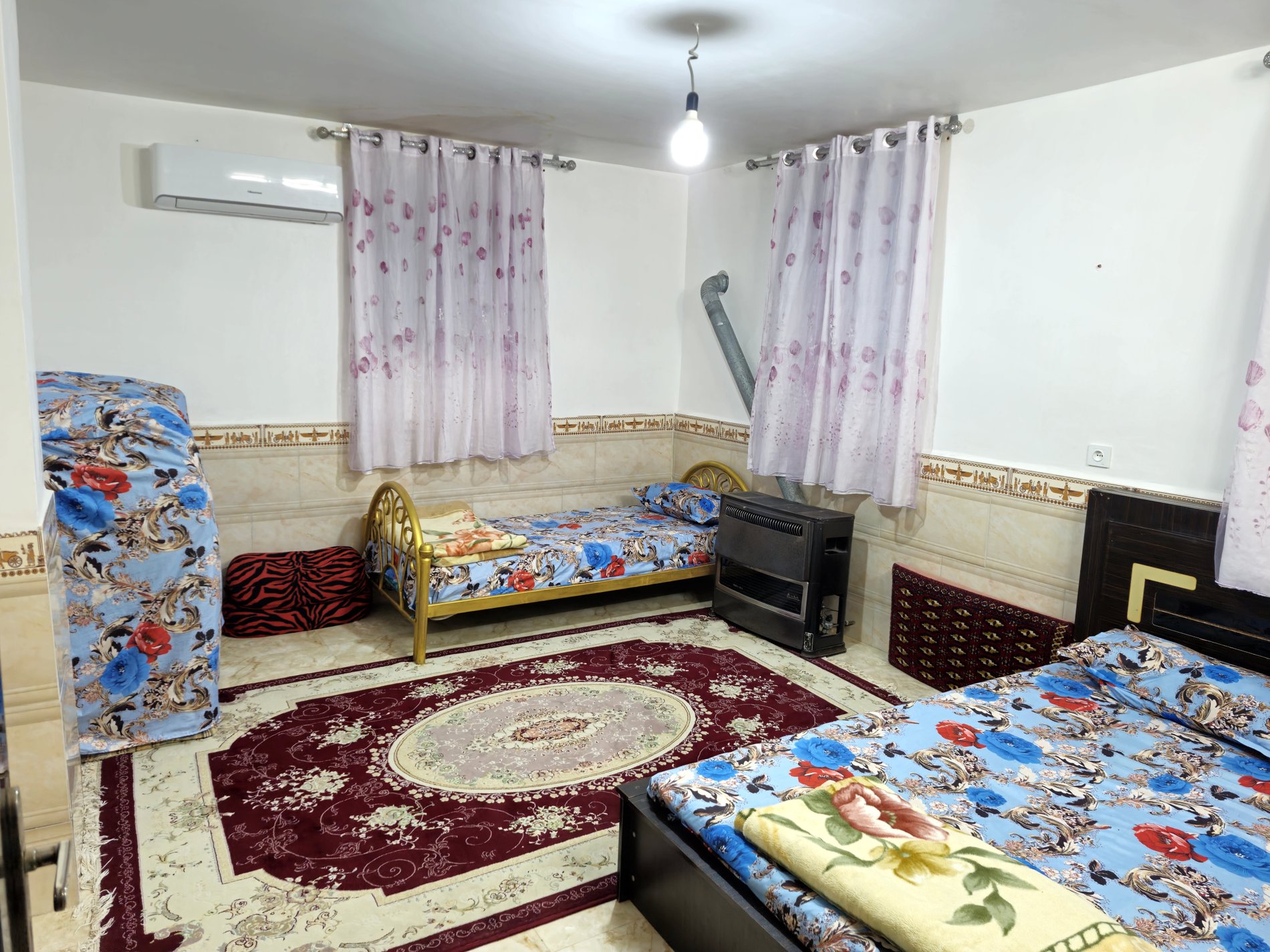 ویلا یک خوابه استخردار باغ عمو ایرج