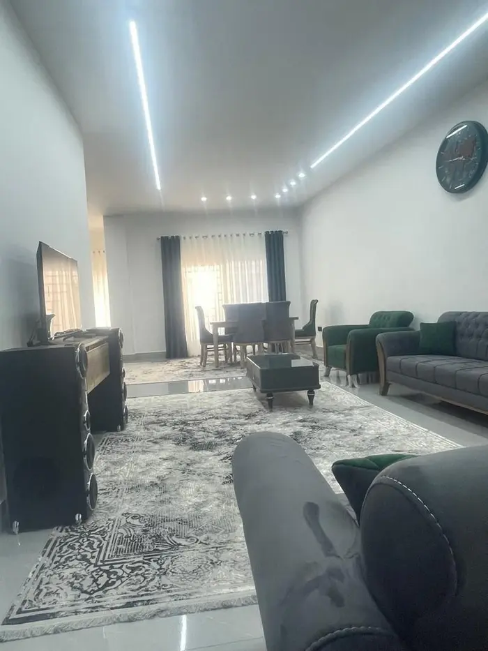 ویلا پنج خوابه استخردار آبگرم باغ نیک