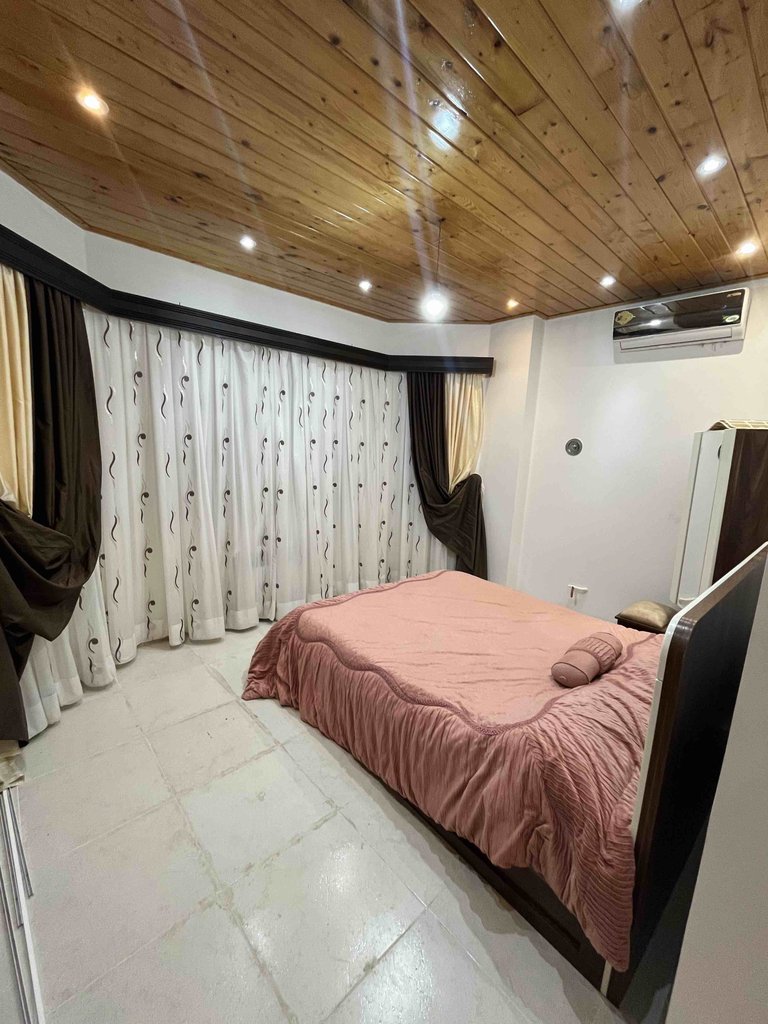 سه خوابه جنگلی استخردار آبگرم زنبق - خواب ۱