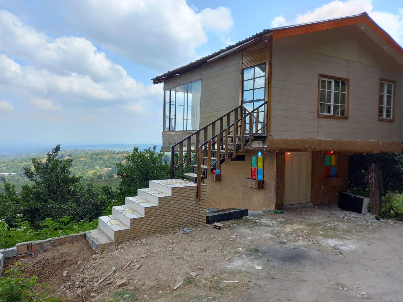 کلبه یک خوابه جنگلی بالی