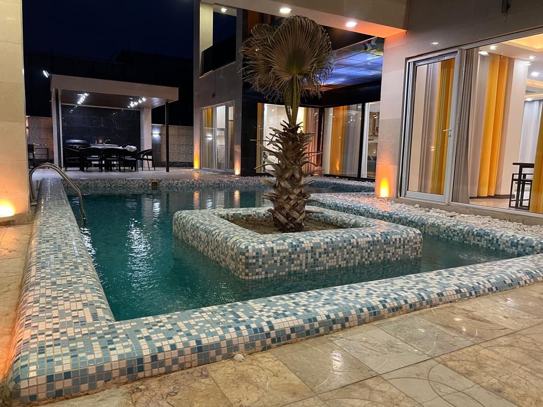 چهارخوابه استخردار آبگرم دوبلکس نایت 5