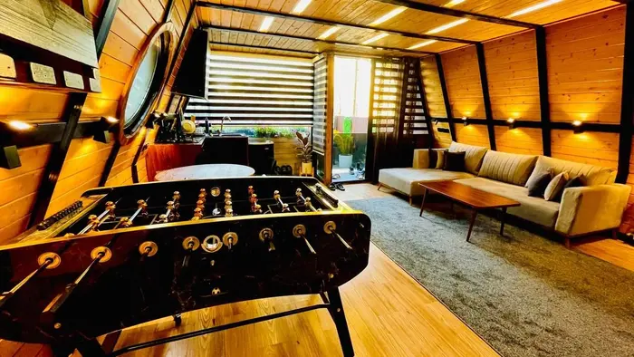 کلبه دوخوابه سوئیسی جکوزی دار آریایی