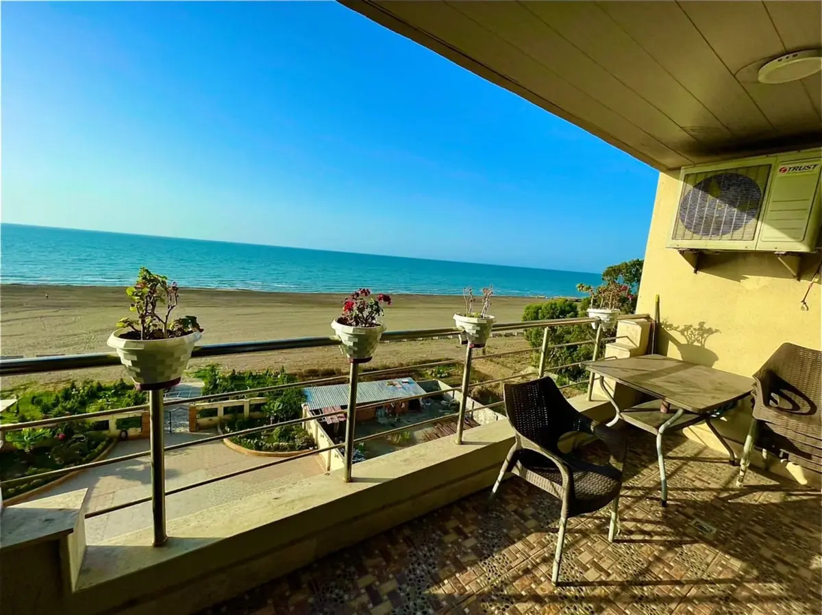 آپارتمان دوخوابه ساحلی شکری