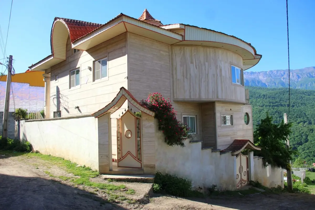 ویلا دوخوابه جنگلی هشت بهشت - نمای ساختمان 