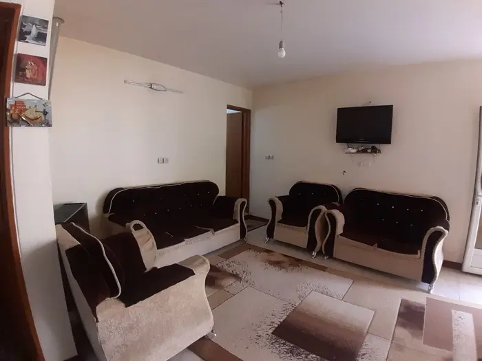 یک خوابه جوادیه - سالن