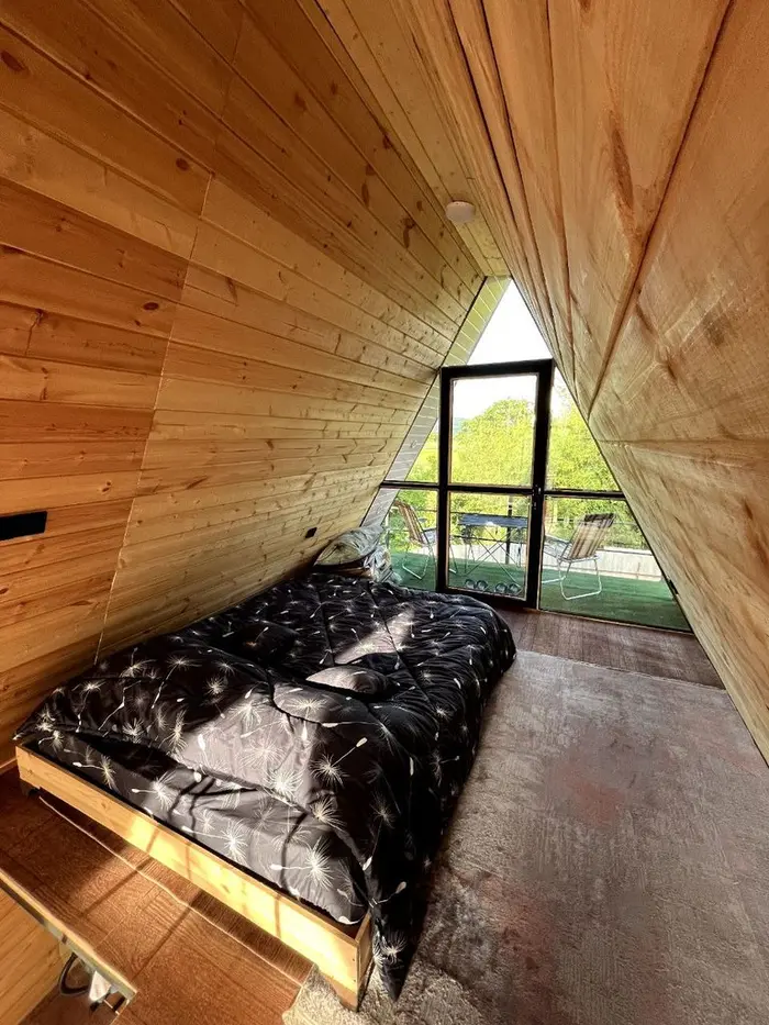 کلبه یک خوابه سوئیسی آرکا