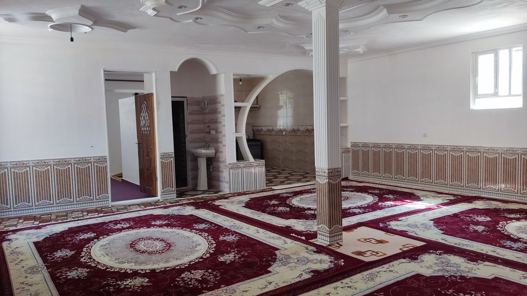 آپارتمان یک خوابه کهمان