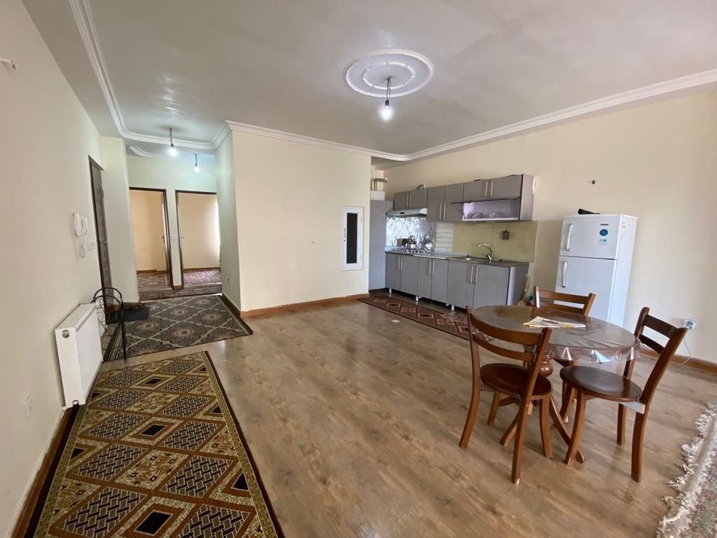 آپارتمان دوخوابه ساحلی بابایی طبقه دوم