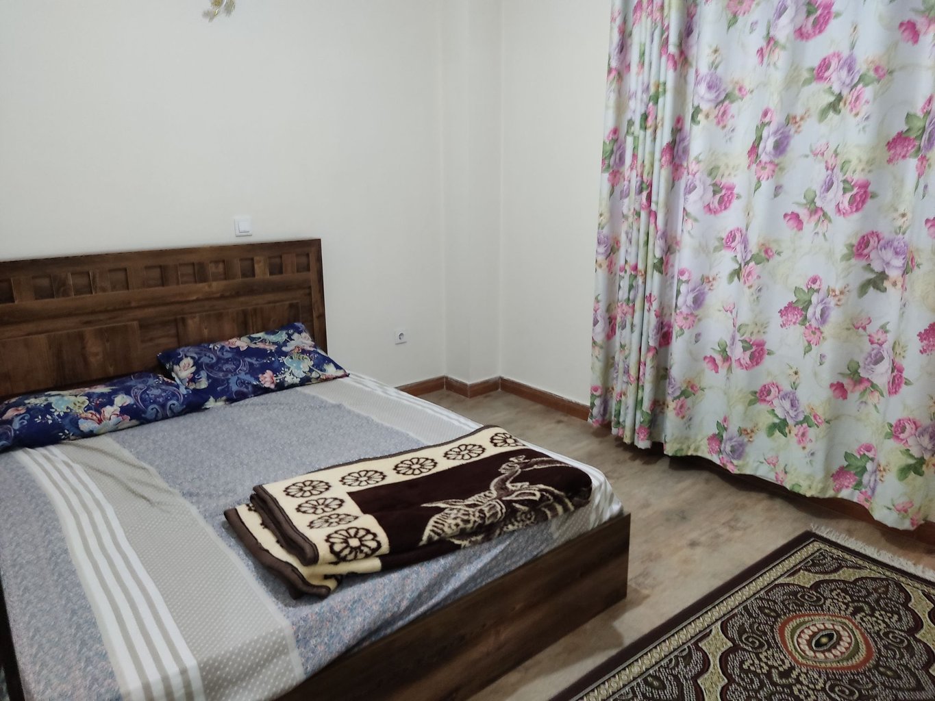 آپارتمان دوخوابه ساحلی بابایی طبقه دوم