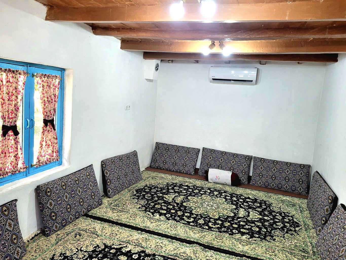 اقامتگاه سنتی سه سار - واحد دوخوابه