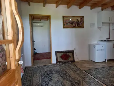 بومگردی زرین ده - واحد ۴