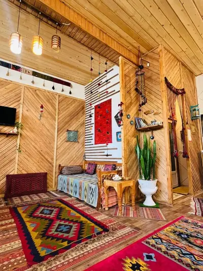 سوئیت فلت پل چوبی