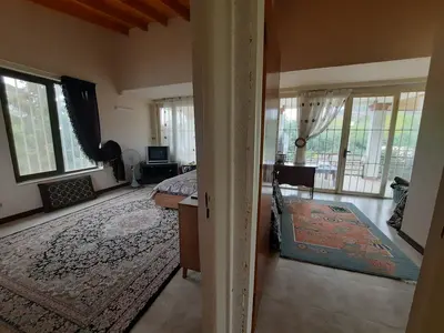 سوئیت دوخوابه پرنیا