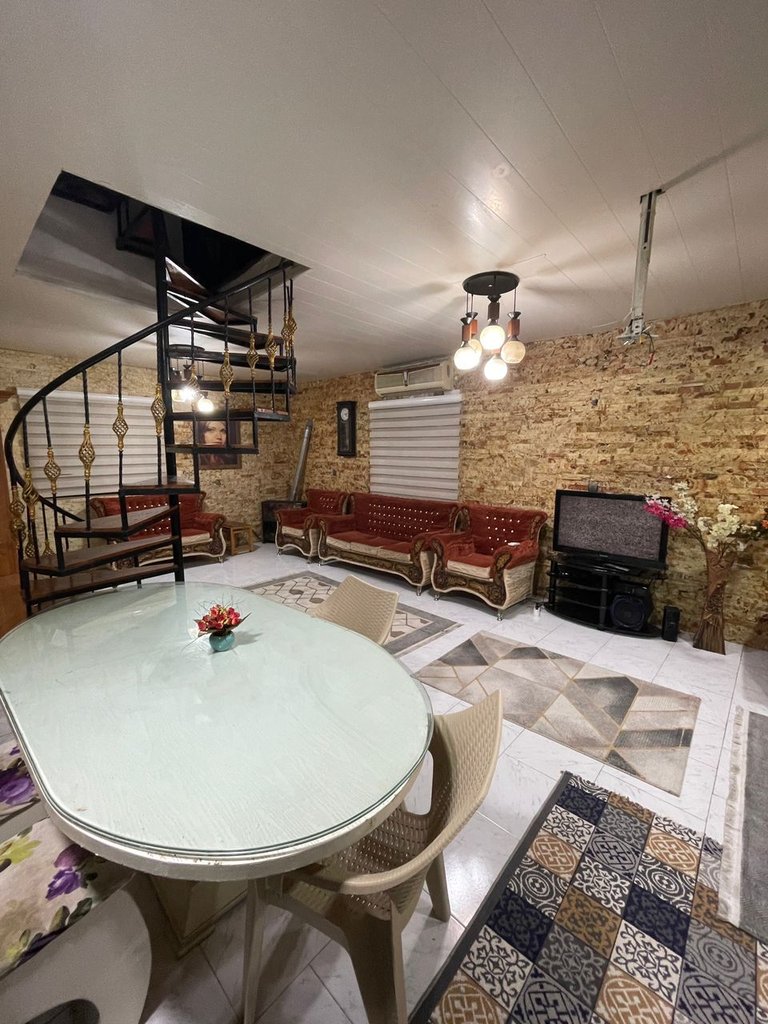 سه خوابه ساحلی هشتی