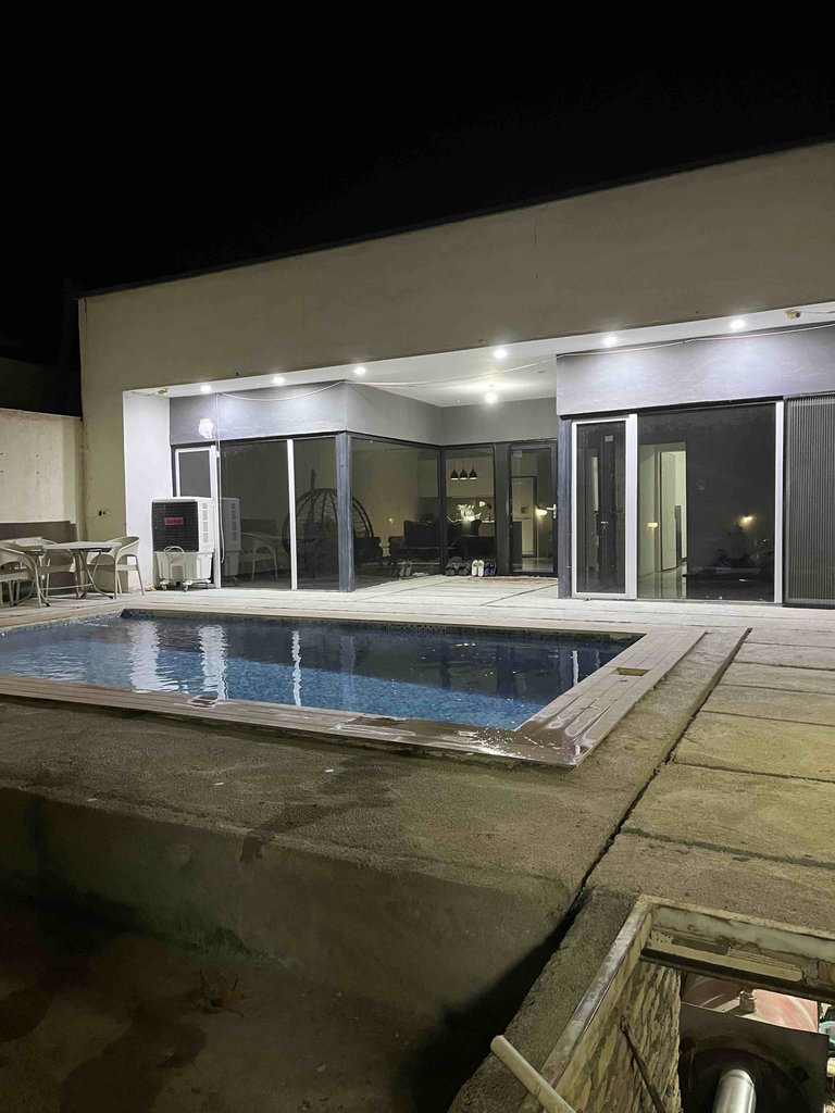 ویلا دوخوابه استخردار آبگرم آرتین