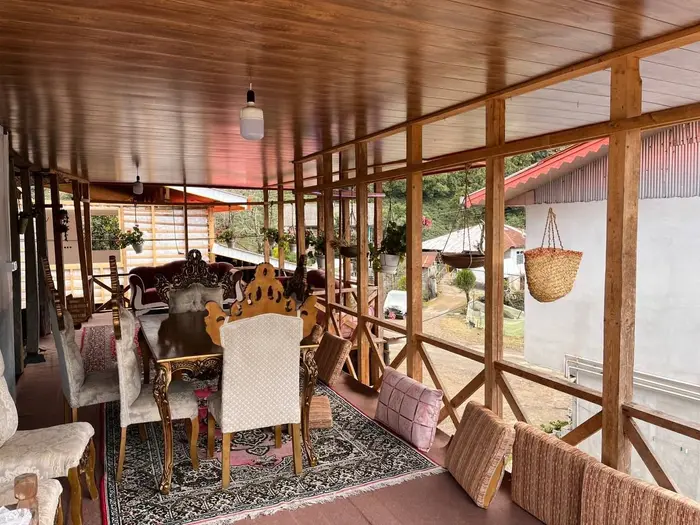 اقامتگاه سنتی یک خوابه توسکا 1 - تراس سنتی