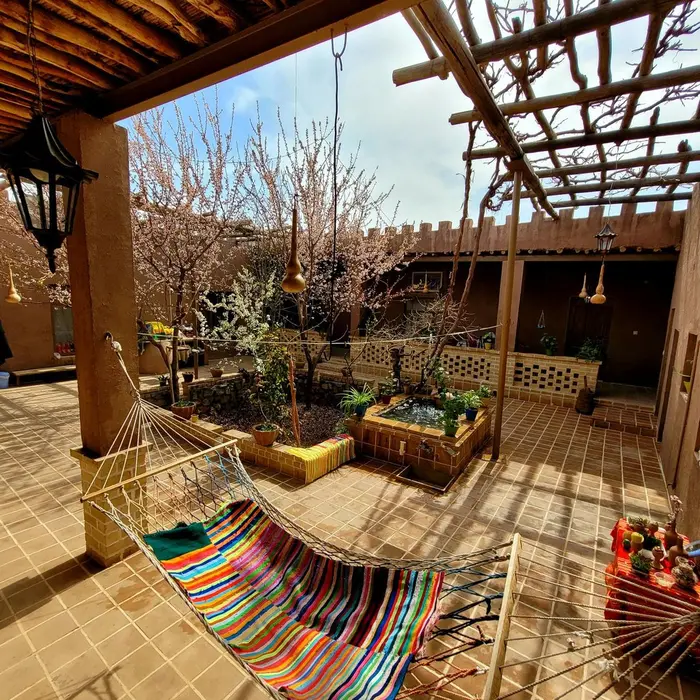 بوم گردی عمه خورشید - واحد توران