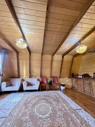 کلبه یک خوابه سوئیسی ماه