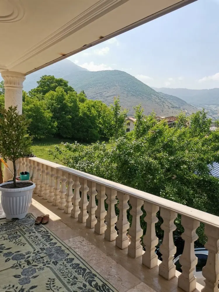 ویلا سه خوابه هیلان - نمای بالکن 