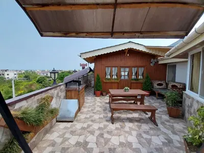 کلبه یک خوابه چوبی جنگلی محدثه