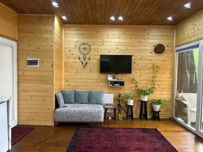 کلبه یک خوابه جنگلی روم 1