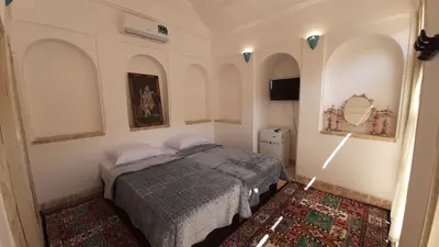 اقامتگاه سنتی سرای سپنج - واحد شاه نشین