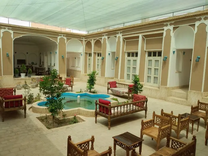 اقامتگاه سنتی سرای سپنج - واحد دلنشین