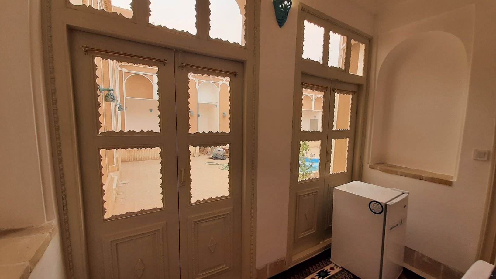 بومگردی سرای سپنج - واحد شمعدونی