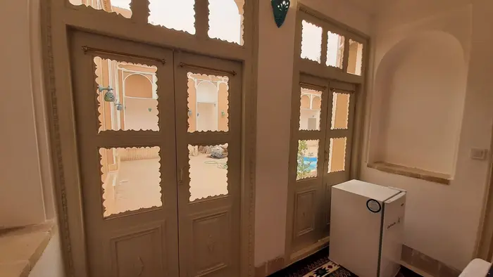 بوم گردی سرای سپنج - واحد شمعدونی