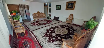 بومگردی ملکا 1 - طلایی