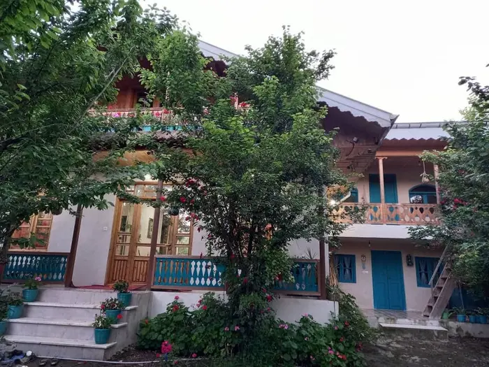 بوم گردی بانوی گیلان - واحد رز