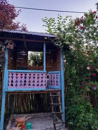 بومگردی بانوی گیلان - واحد رز