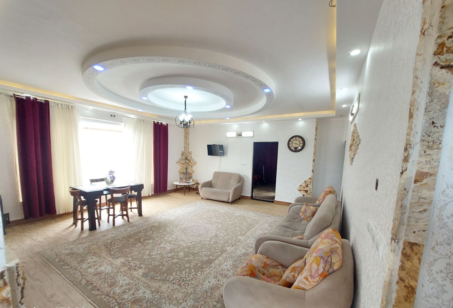 دوخوابه استخردار آبگرم سينا 1