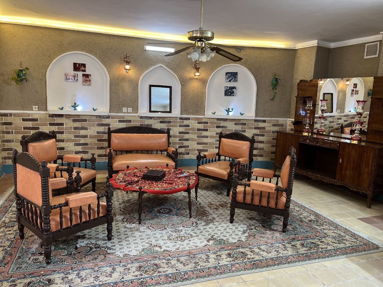 یک خوابه آلاله نقش جهان