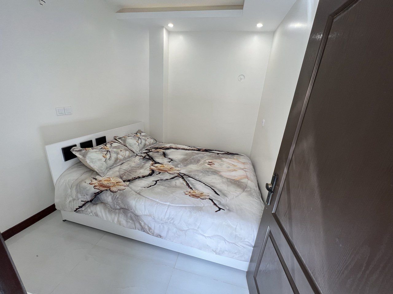 آپارتمان دوخوابه نقش جهان دلوان